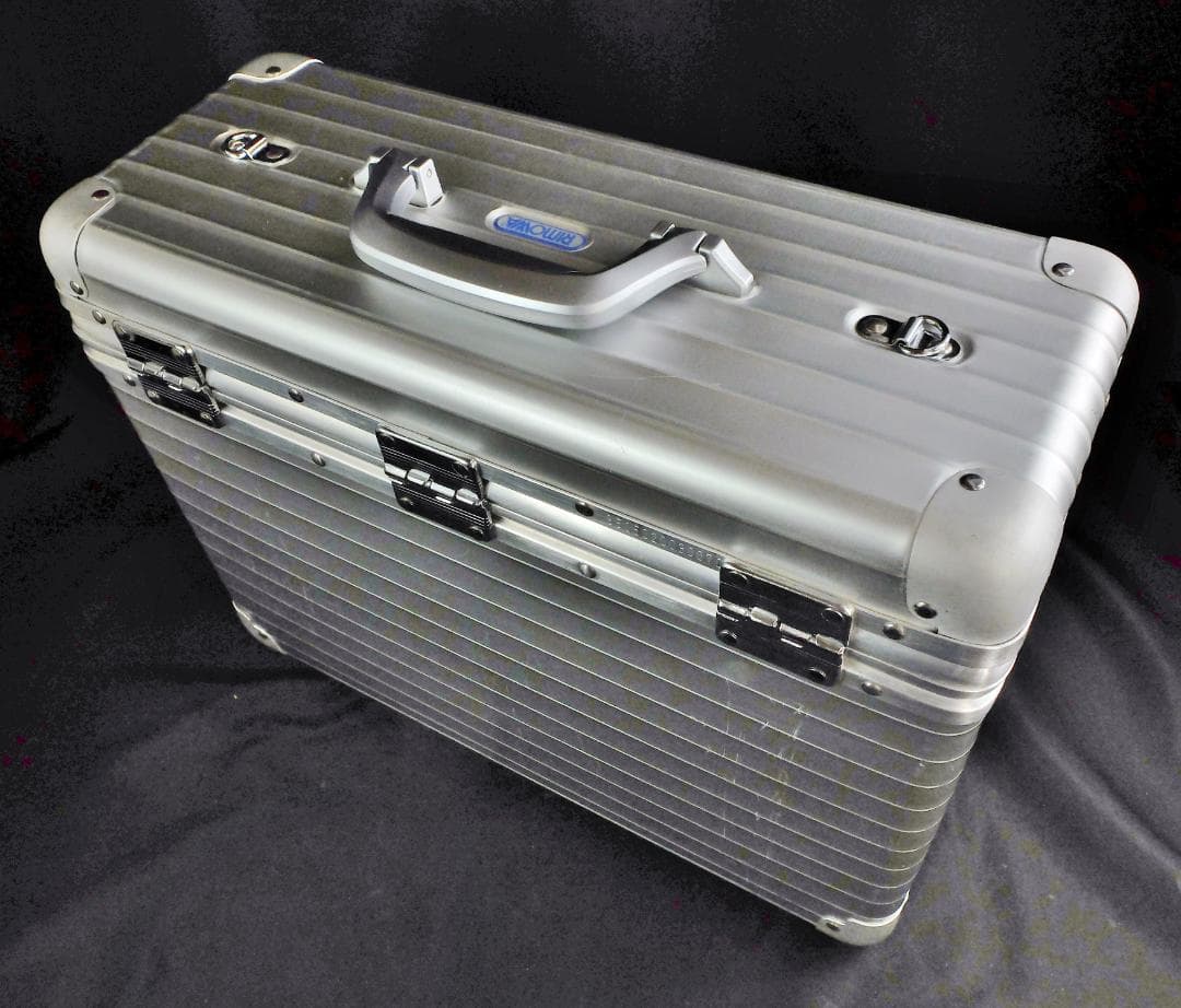 リモワ 950.50『TOPAS』パイロット・ケース 【ラージスリム】 33L