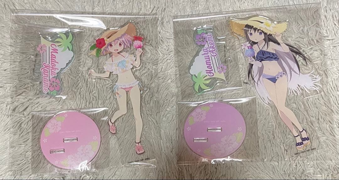 魔法少女まどか☆マギカ 鹿目まどか 暁美ほむら アクリルスタンド 水着 まどマギ