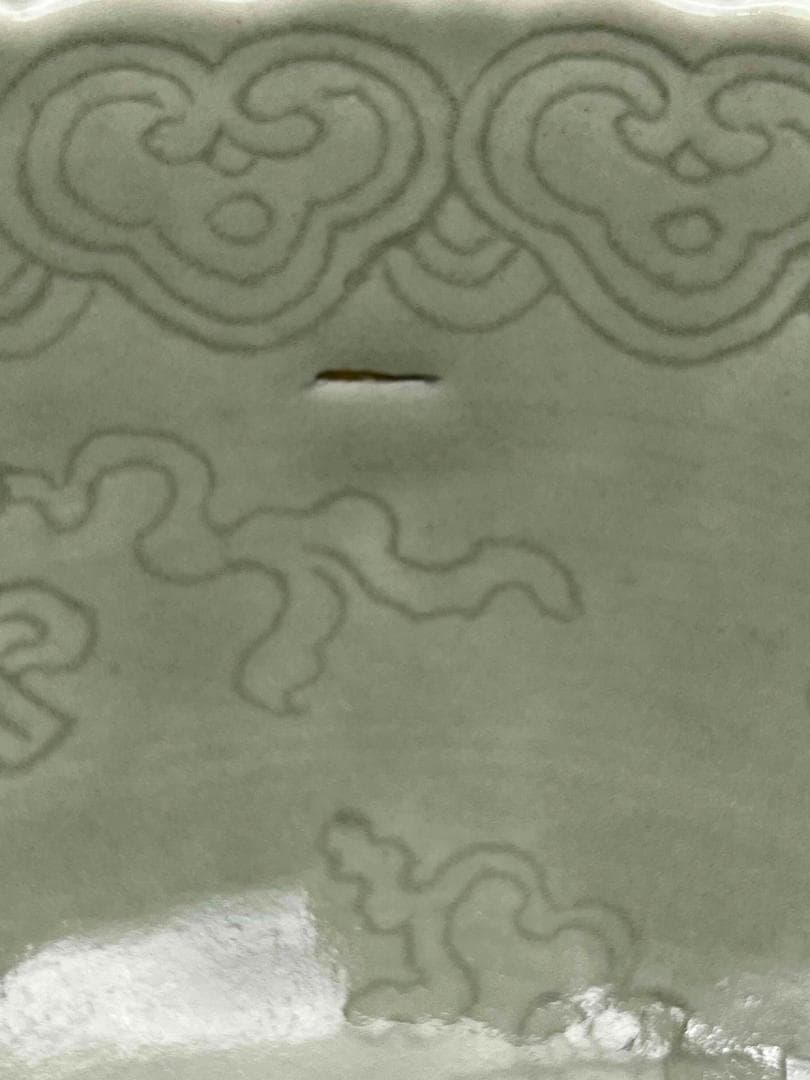 清雍正時代　青磁暗刻花卉輪花大鉢　【旧家蔵出し】 希少貴重 景徳鎮(B-76)