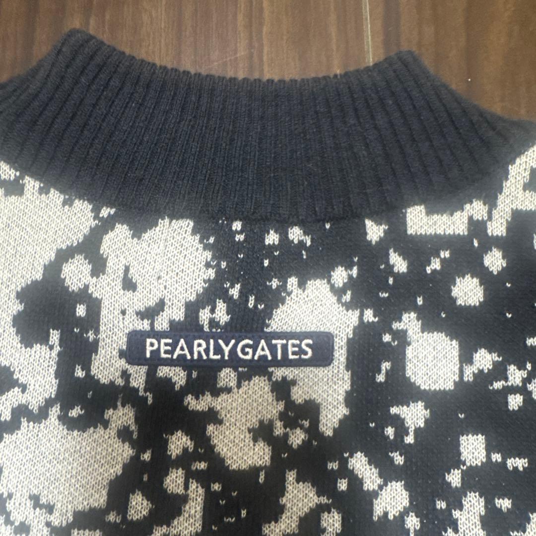 パーリーゲイツ　PG スプラッター模様 ハイネックセーター