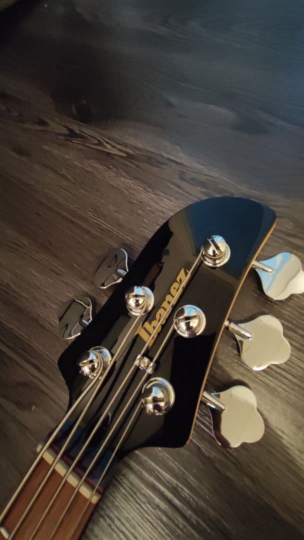 ベース Ibanez TMB35 MGR