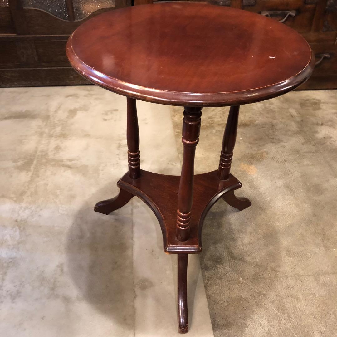 木製ラウンドテーブル　サイドテーブル　クラッシック　ミニテーブル　飾り棚　置台