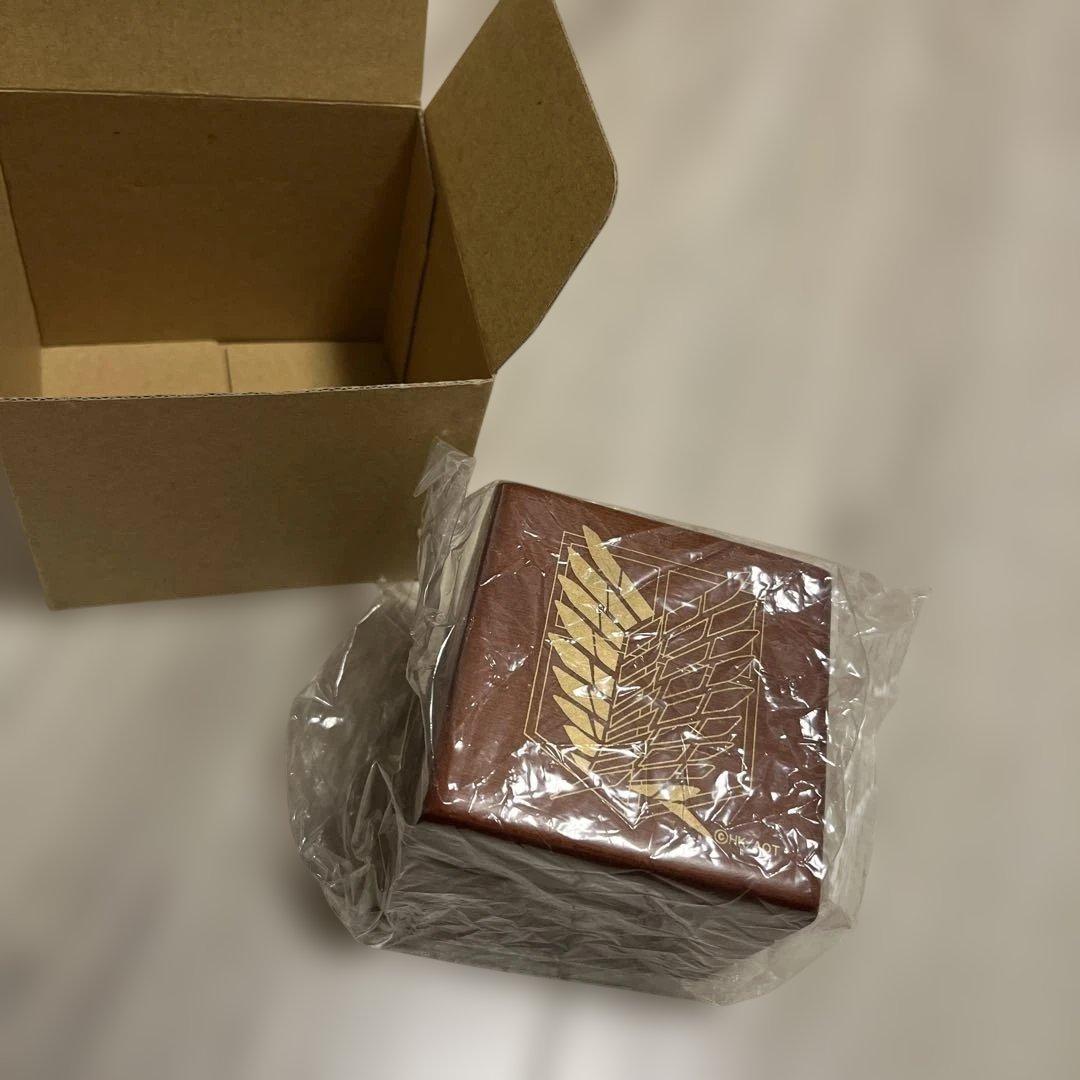 進撃の巨人 木製オルゴール　紅蓮の弓矢