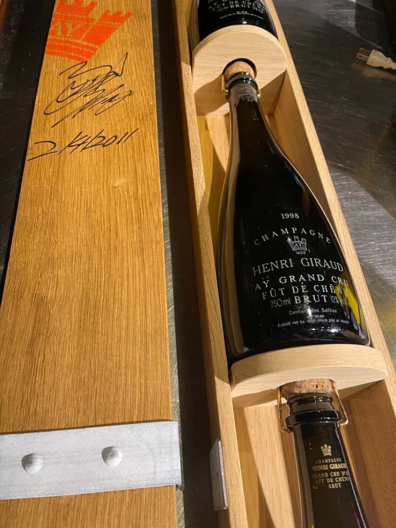 YOSHIKIサイン入り「フュ・ド・シェーヌ・トーテム」 ヴィンテージボトル3本