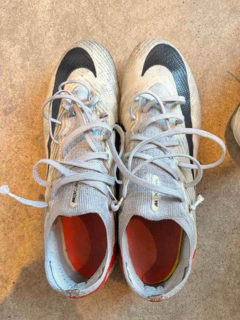 NIKE　マーキュリアルヴェイパー15