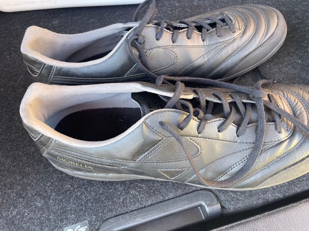 MORELIA ブラック サッカーシューズ　30センチ
