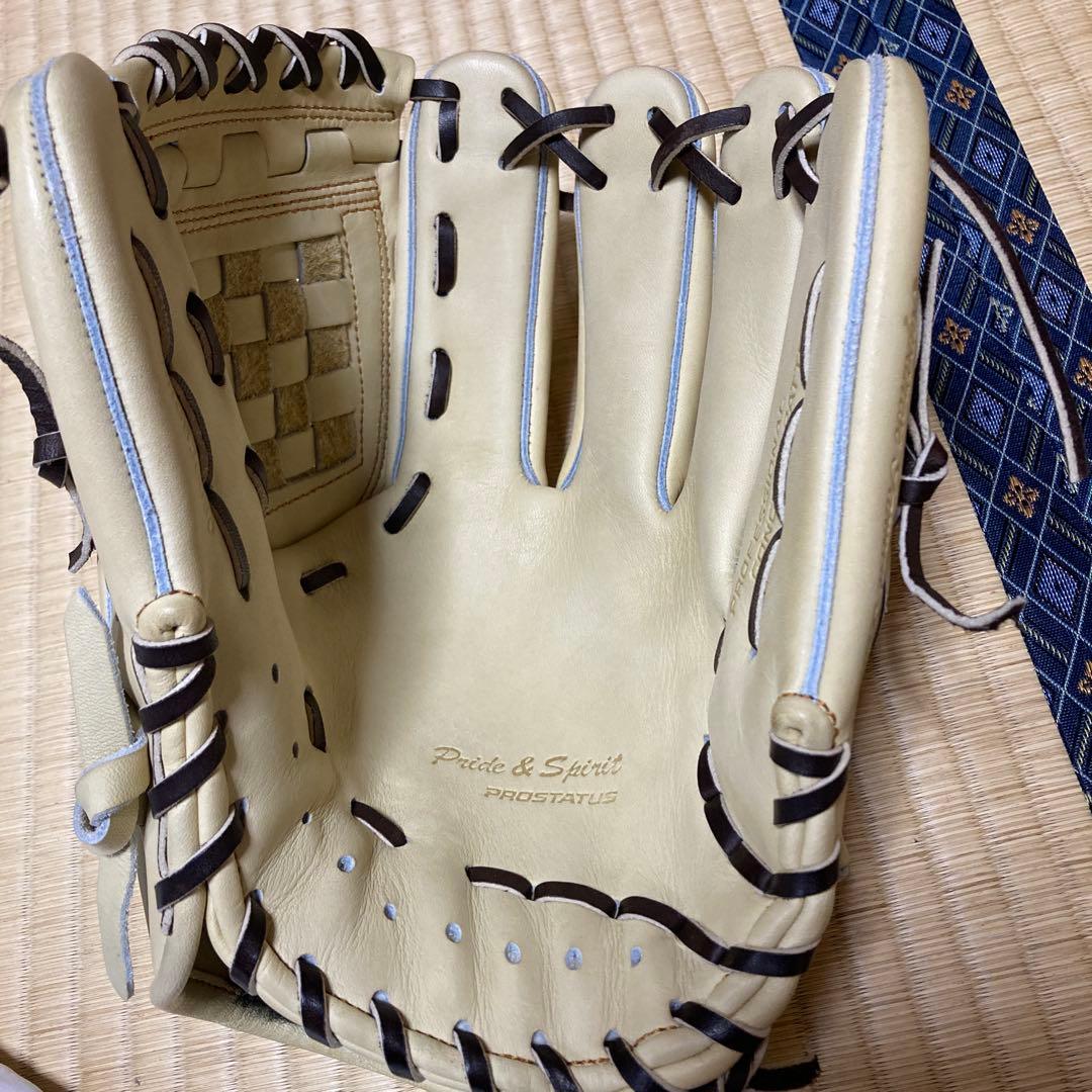 ET PROTATUS 野球グローブ クリーム色、 源田選手モデル