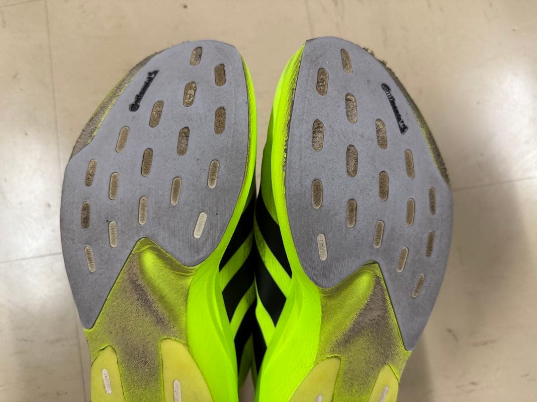 adidas アディゼロ EVO SL