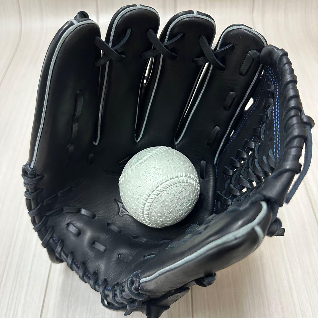 ミズノ　一般軟式用ウィルドライブ ブルー　オールラウンド用　左投げ　新品