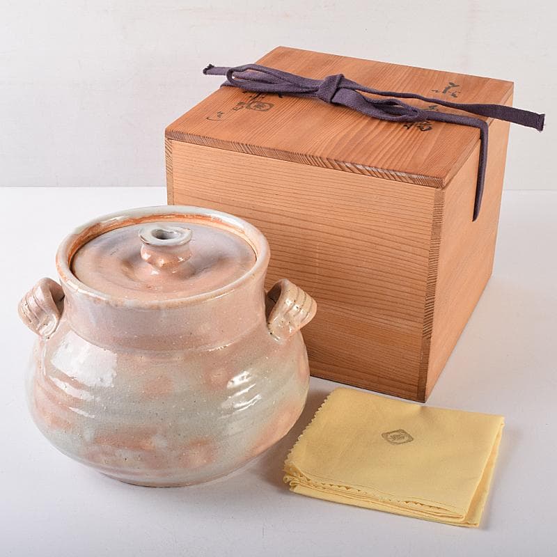 茶道具　萩焼　十代　三輪休雪作　水指　共布共箱　M　R7990B