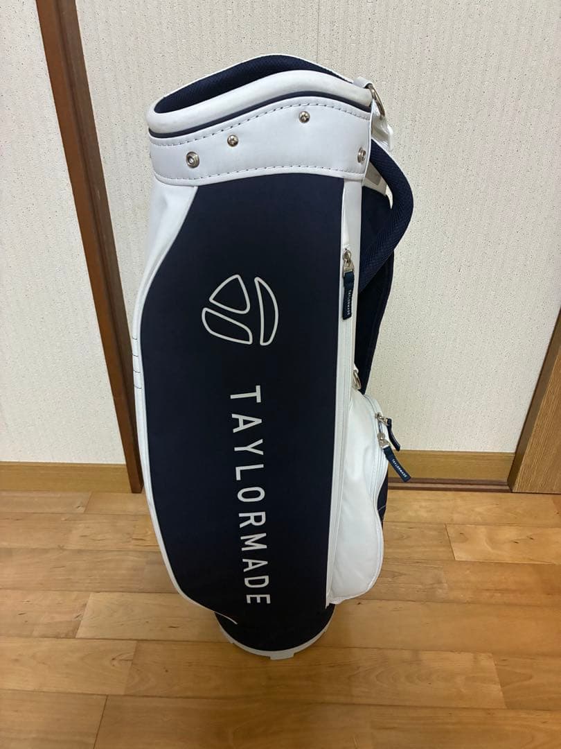 テーラーメイド　キャディバッグ　美品