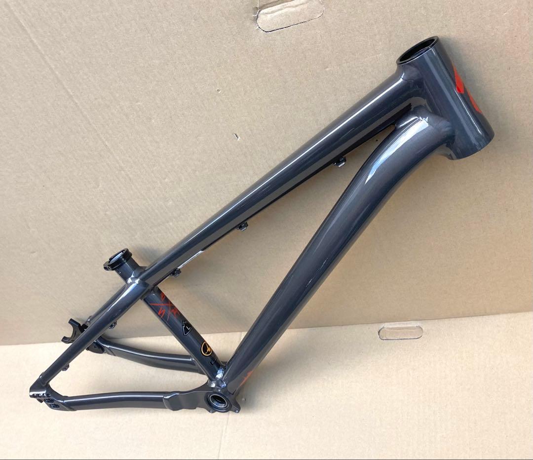 新品同様!! 2021 スペシャライズド P.3 / ダートジャンプ