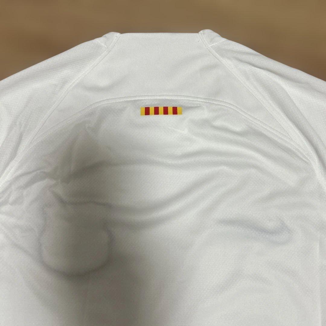 NIKE ナイキ　バルサ　バルセロナ　ユニフォーム　Tシャツ　新品　M