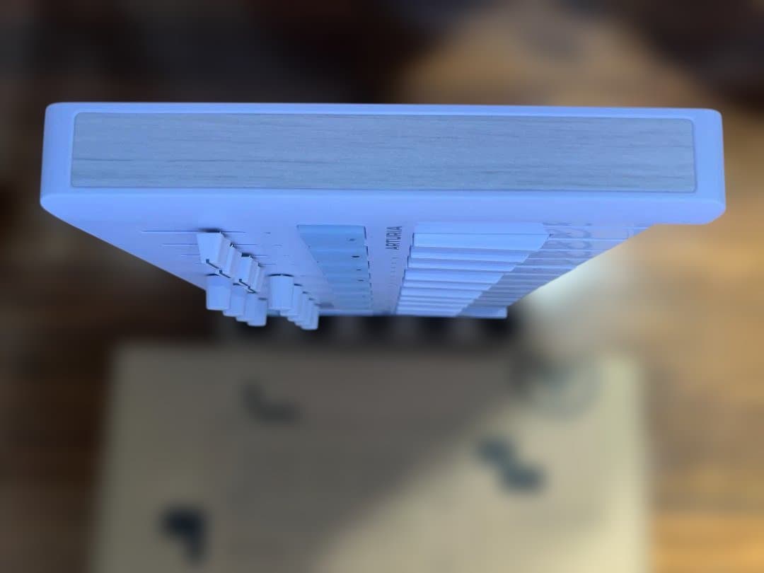 _MiniLab 3 Alpine White （入手困難 + ほぼ新品）