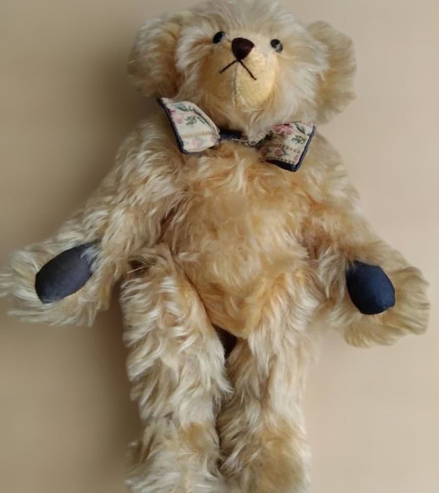 テディベア　（England「ia Vienna」製）