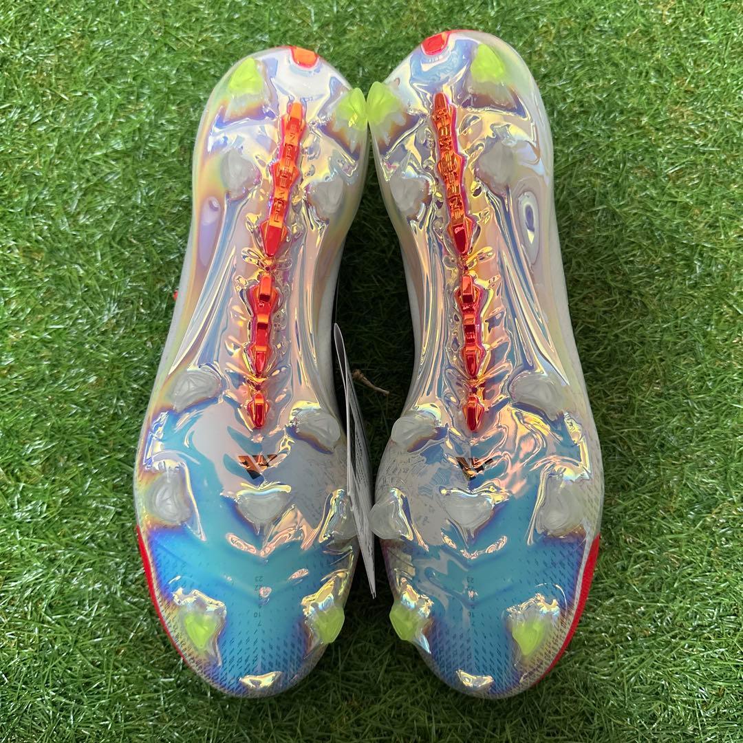 【限定品】プレデター ELITE FT FG UNLOCKED 25.5cm