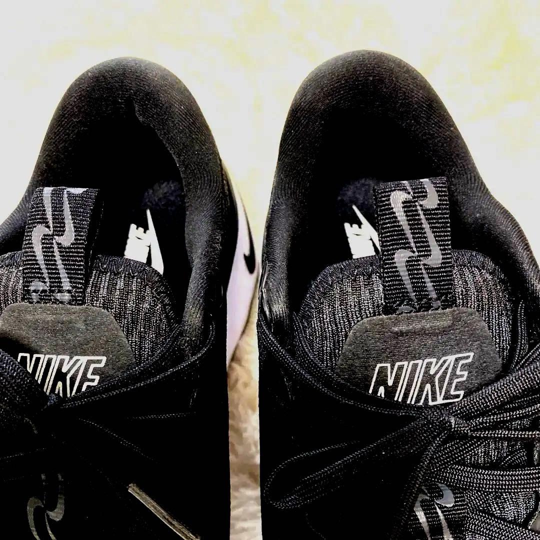 NIKEモティバ　ウォーキングシューズ27.0㎝ブラック