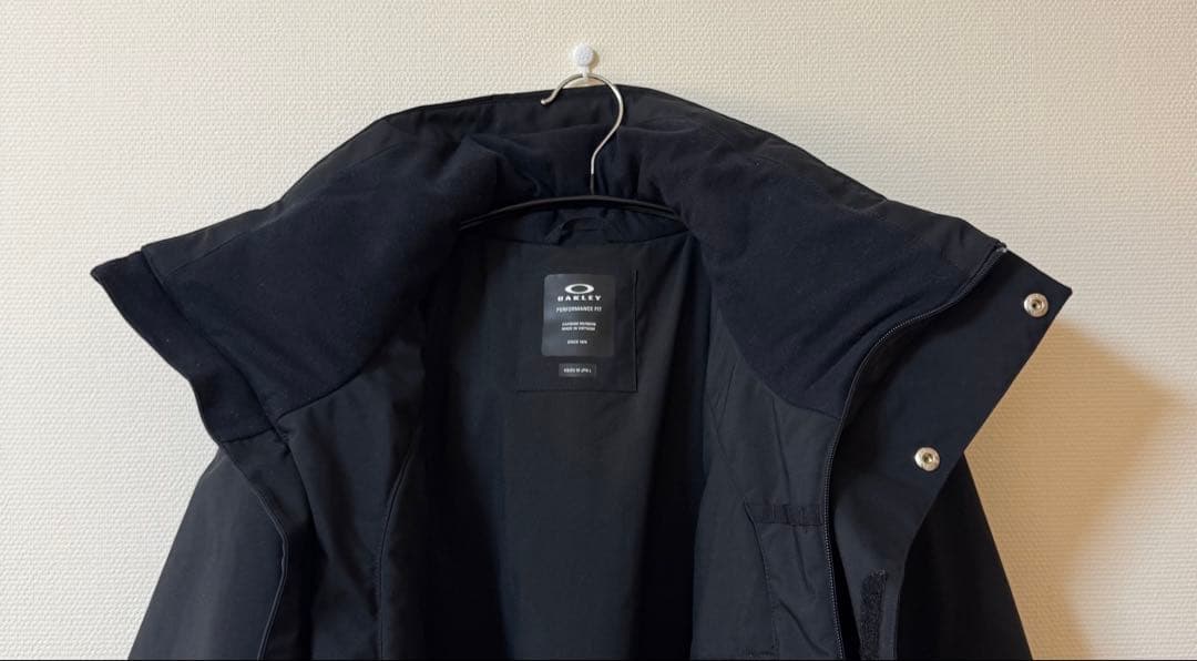 ★美品★Oakleyオークリーブラック スノーウェア ゴアテックス Men'sＬ