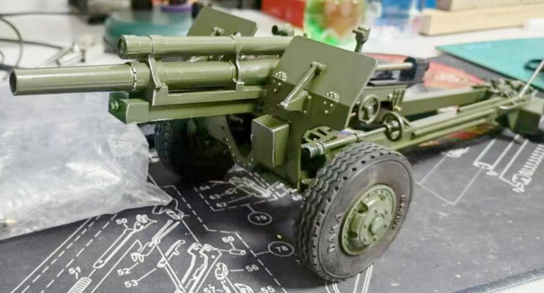 1/16スケール　手作　米軍105榴弾砲模型レプリカ　新品