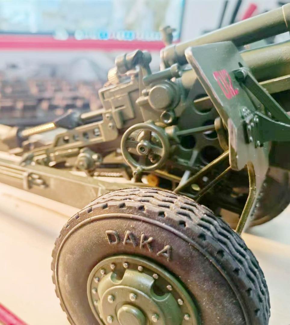 1/16スケール　手作　米軍105榴弾砲模型レプリカ　新品