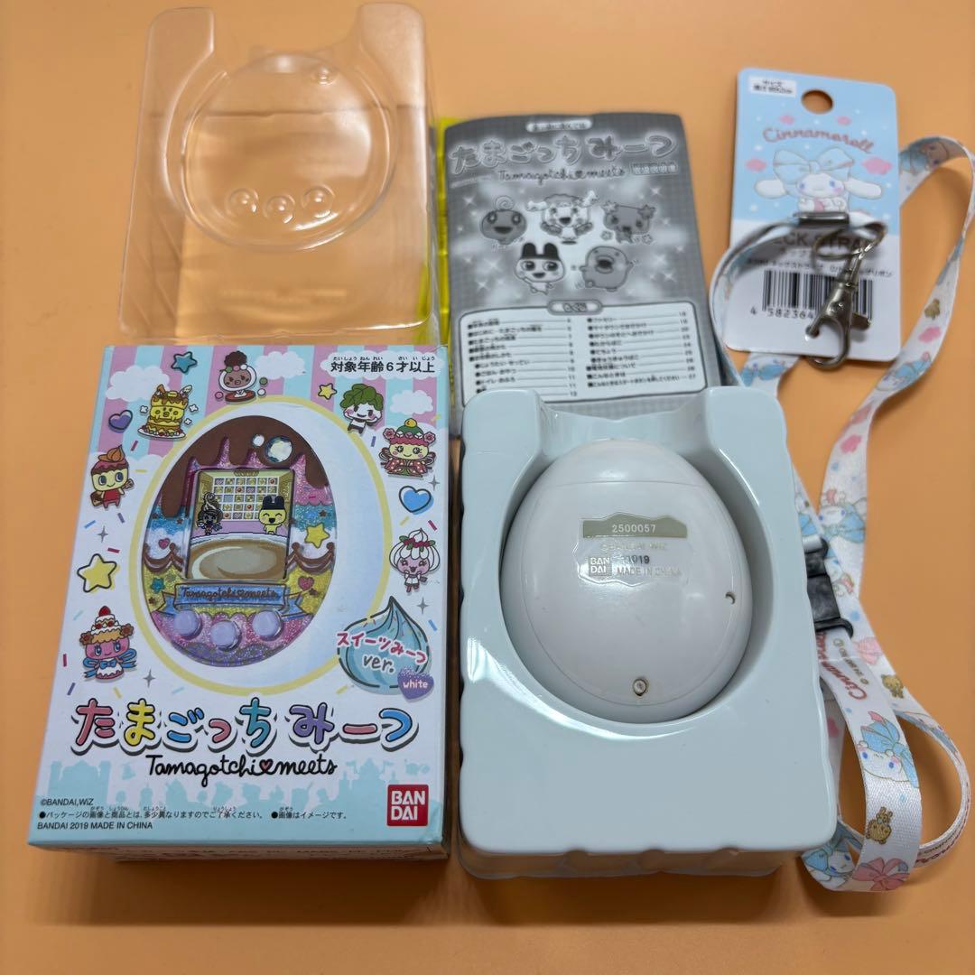 【美品】たまごっちみーつ　スイーツ　ストラップ付き