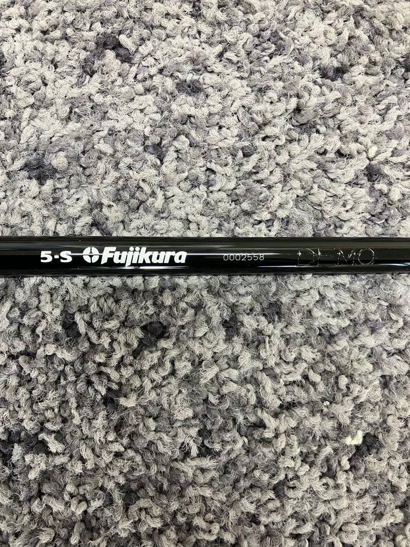 訳ありVENTUS ブラックVELOCORE 5-S テーラーメイドスリーブ付き