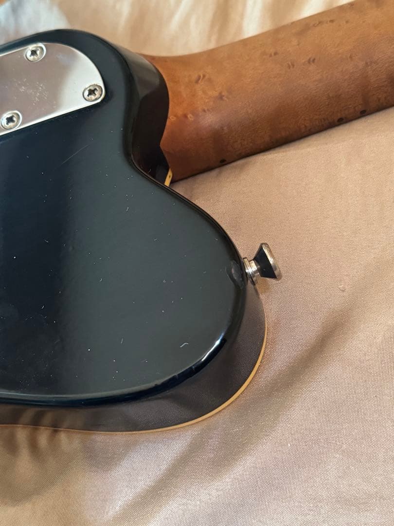 MUSICMANAXIS EX HI-END GUITAR 朝日木工 神田商会