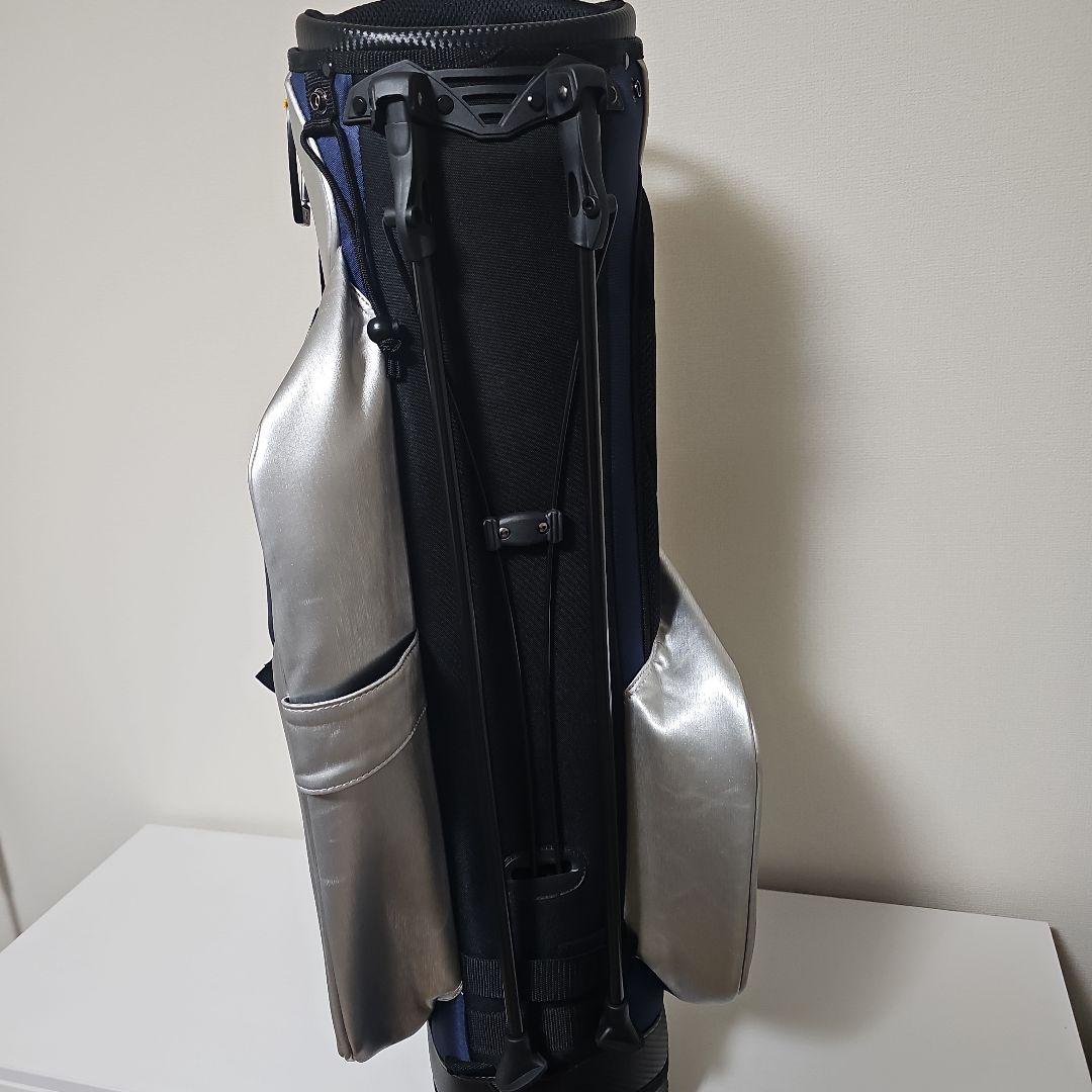 値下げしました！TaylorMade QI10 スタンド式キャディバッグ