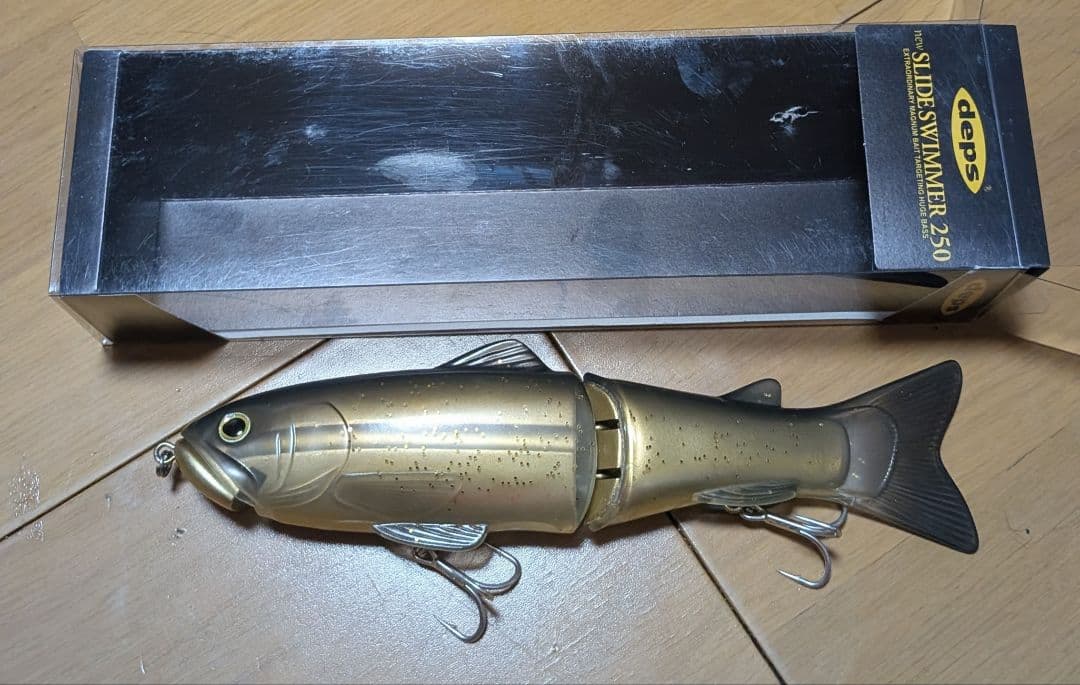 newスライドスイマー250　ゴールデンシャイナー　コアボディーゴールド　未使用