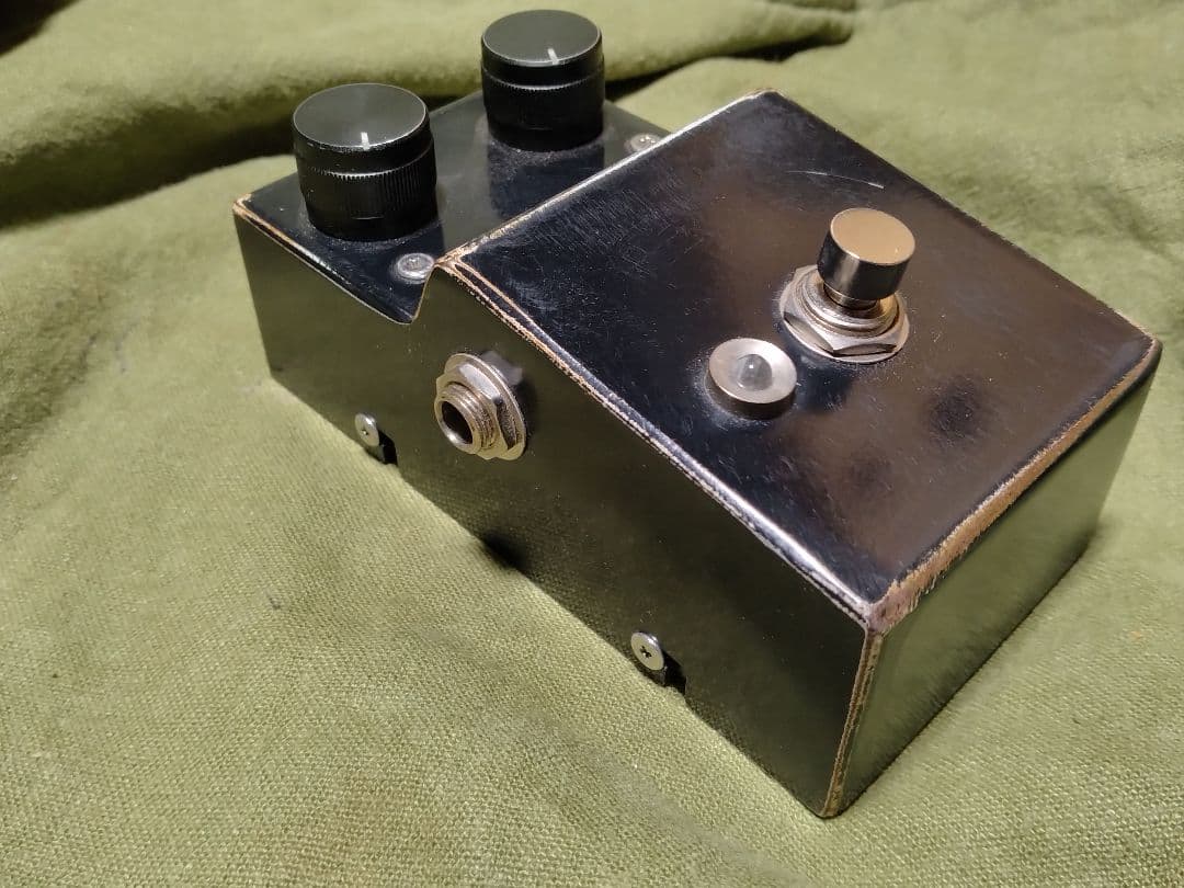 ハンドメイドエフェクター　ファズライト系