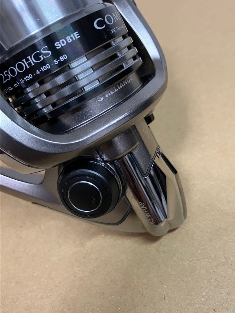 値下げ！未使用並　極美品　09 コンプレックス 2500HGS F4