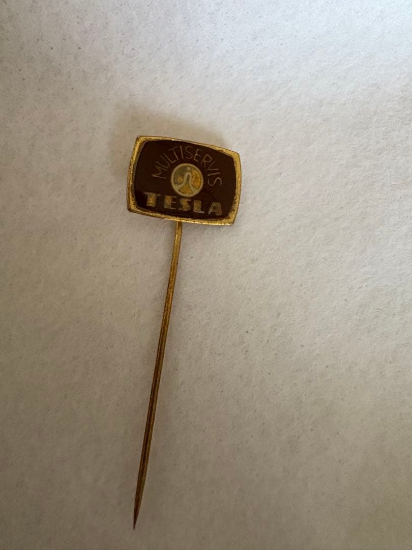 昭和レトロ　expo70 外国パビリオン　記念バッチ　ビンテージ　大阪万博　レア