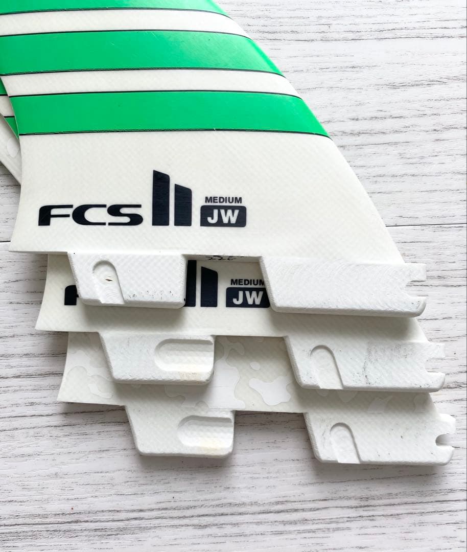 FCS2トライフィン ジュリアンウィルソン ミディアム サーフィン