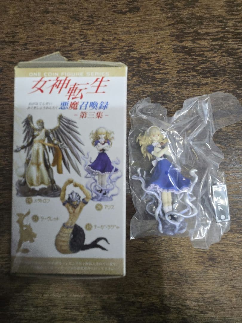 コトブキヤ 女神転生 悪魔召喚録　アリス、メアリフィギュア