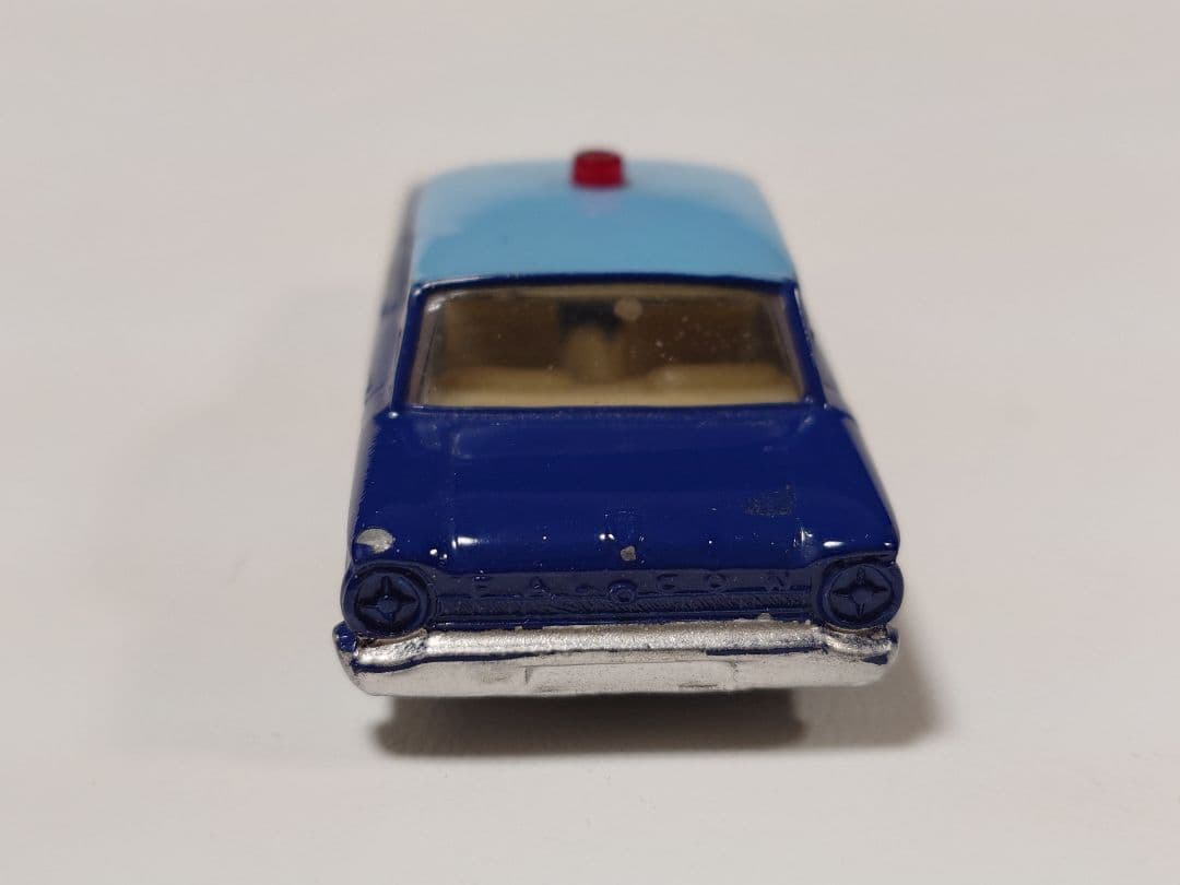 BUBY FORD FALCON POLICIA ※サイズ