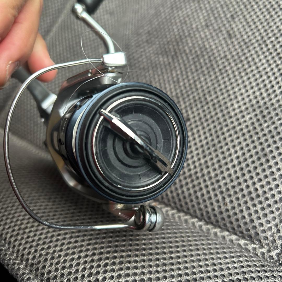 Shimano 19ストラディック　スピニングリール 2500S