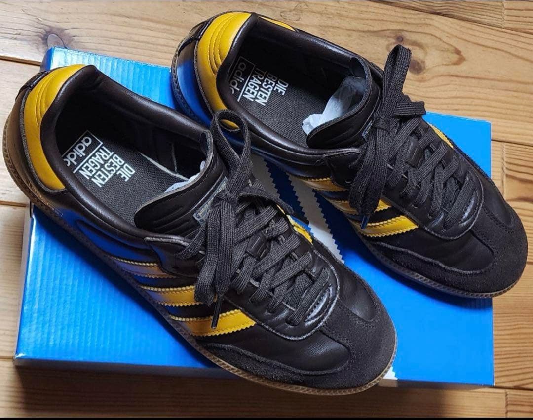 アディダス　サンバOG ブラウン　イエロー