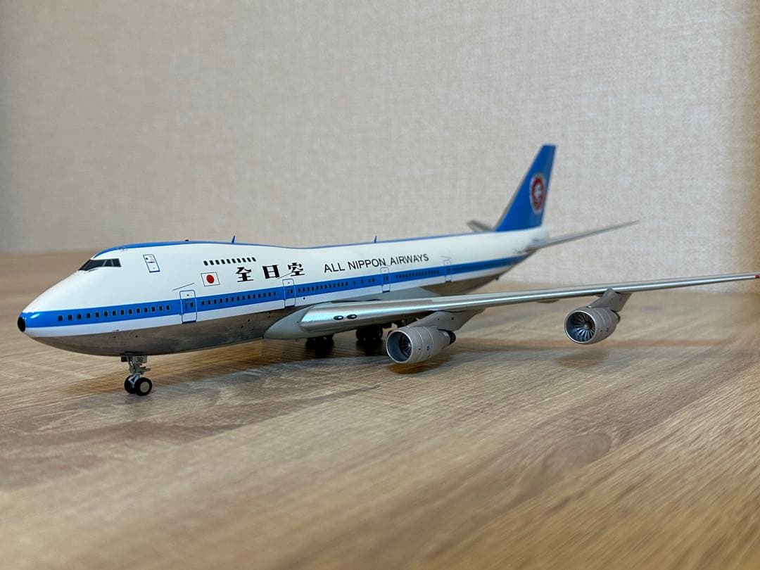 ANA B747SR-100全日空 BBOX 1/200 JA8136