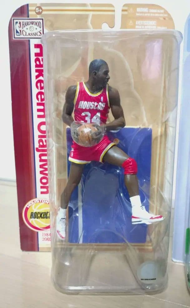 マクファーレン NBA ケビンガーネット　 アキームオラジュワン　フィギュア