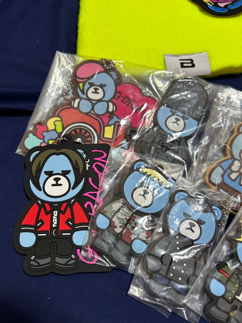 BIGBANG 色々詰め合わせ ストラップ ポーチ G-DRAGON ビーニー