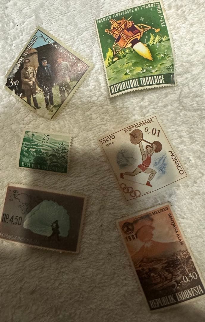 土曜日まで限定出品　中国切手　文芸講話 発表30周年 1972年 まとめ売り