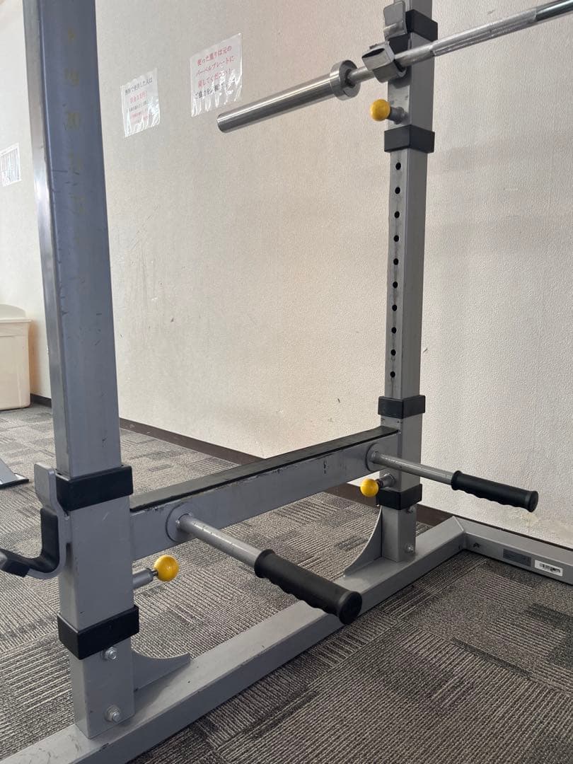 業務用パワーラック プルアップバー、付いてます。引取限定