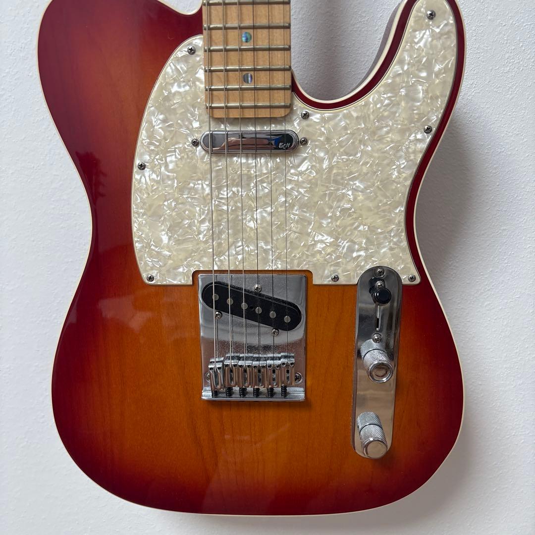 Ｆｅｎｄｅｒ　ＵＳＡ　アメリカンデラックス　エイジドチェリーサンバースト２００９