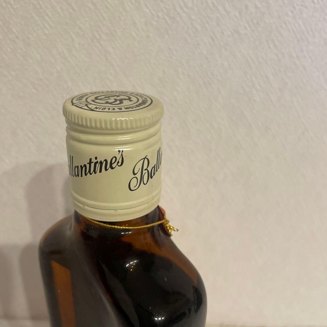 バランタイン FINEST スコッチウィスキーオルゴール箱付き
