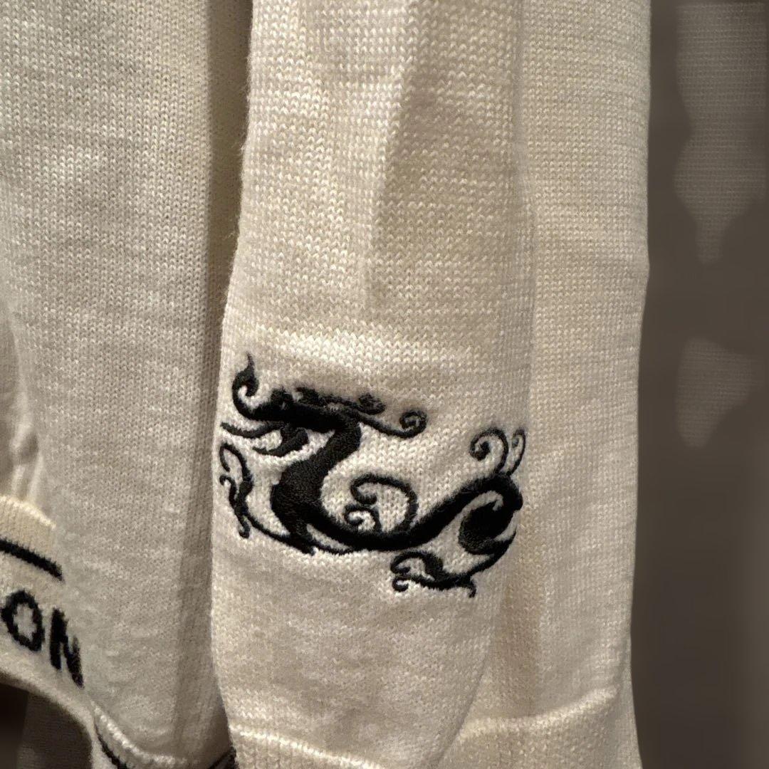 美品❗️ダンスウィズドラゴン　ホワイト クルーネック セーターサイズ5