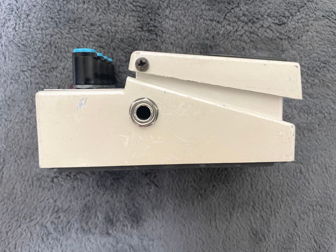 // BOSS デジタルディレイ DD-3 Delay Pedal //