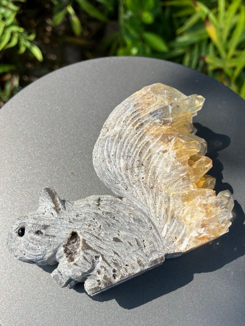 水晶　クラスター　リス　モチーフ　Ｂ