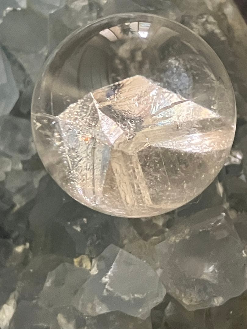 高品質　クォーツインクォーツ　貫入り水晶スフィア　17.4mm
