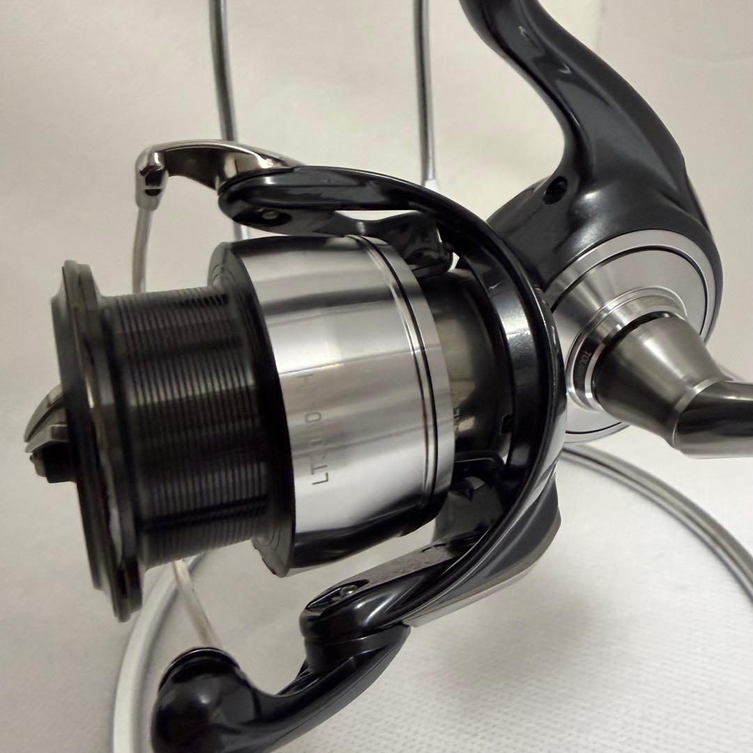 【美品】 ダイワ 24セルテート LT3000-XH