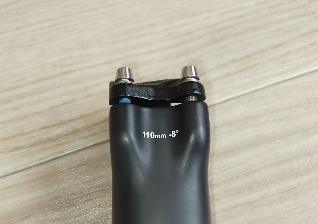 MOST TIGER ULTRA TiCR カーボンエアロステム